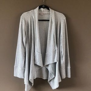 Chicos size 2/large cardigan.